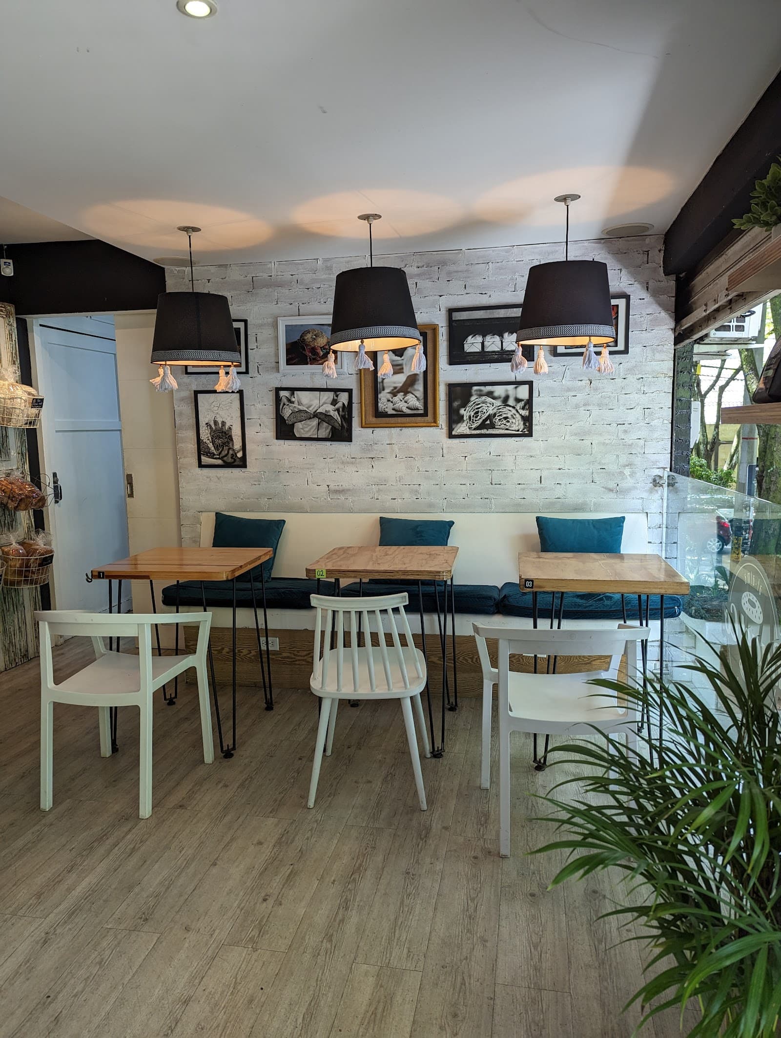 Al Alma Café