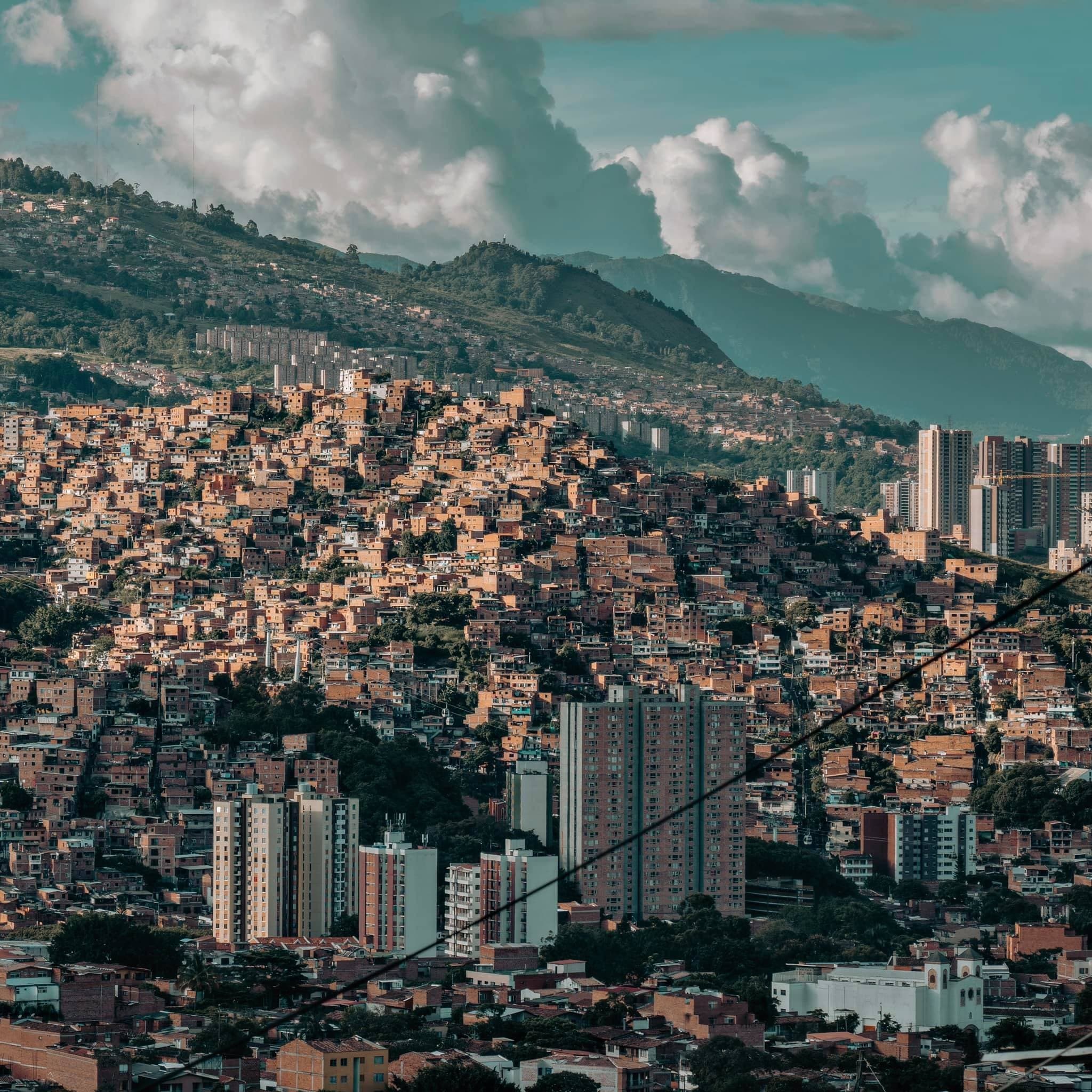 Navigating Colombian Bank Accounts as a Foreigner in 2026