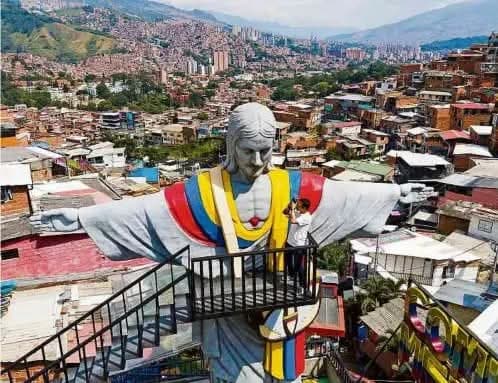 Comuna 13 Real Stories photo 3