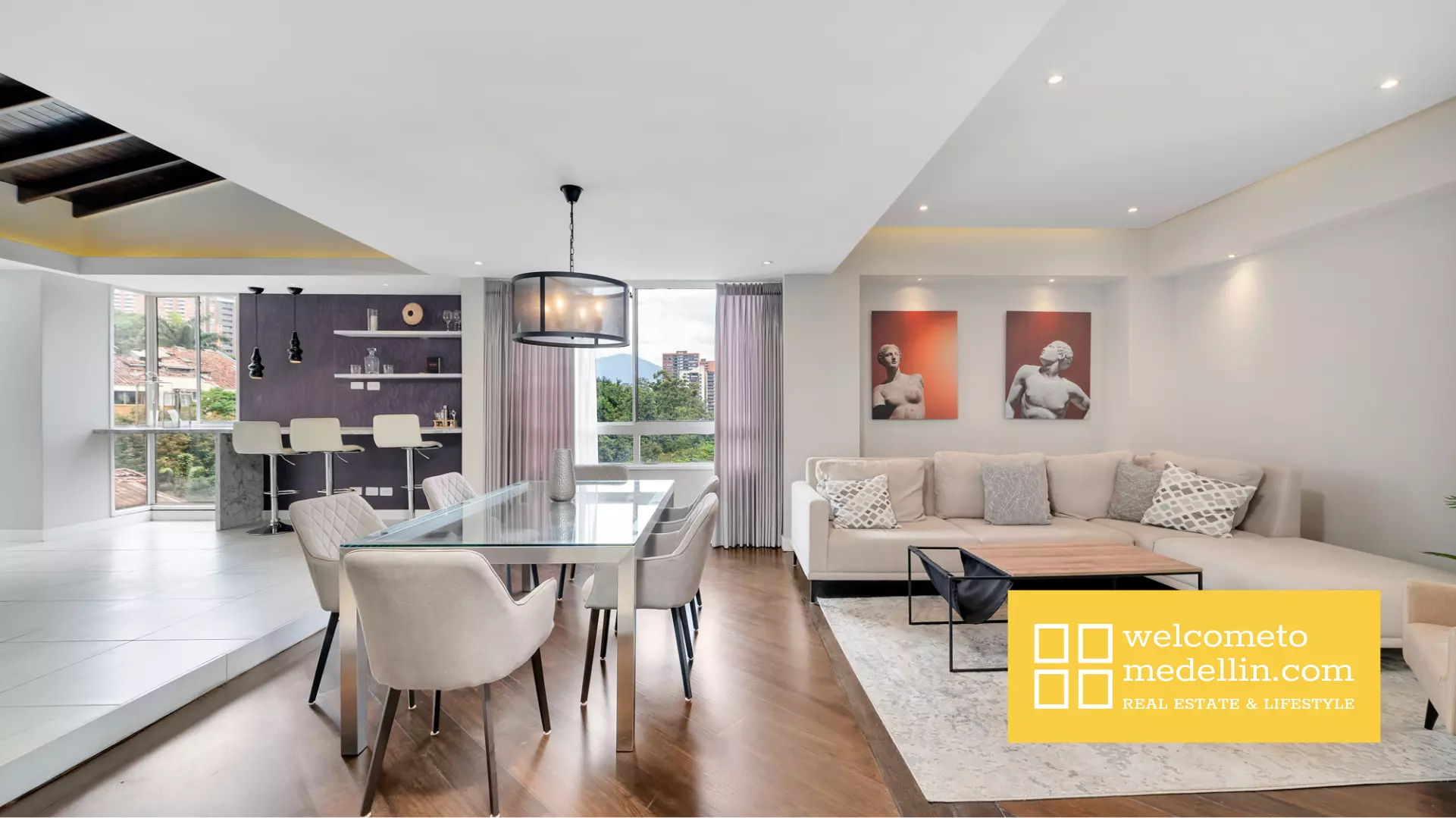 Spectacular Apartment in the Montemayor Building On Sale – 25299
