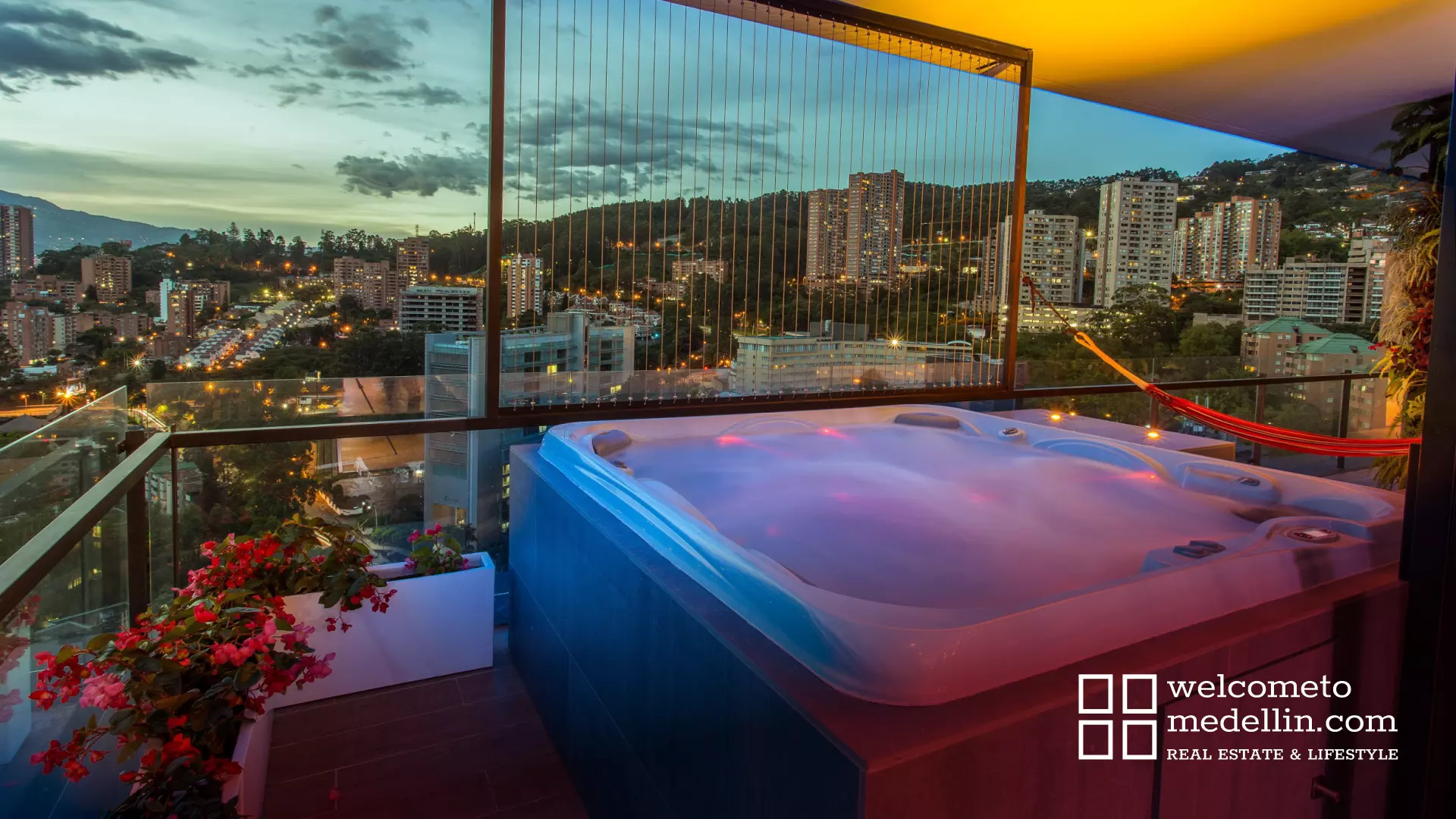 Modern Style Penthouse with Infinity Swimming Pool and Private Jacuzzi with Breathtaking Views of the city For Daily Rent – 26870 2