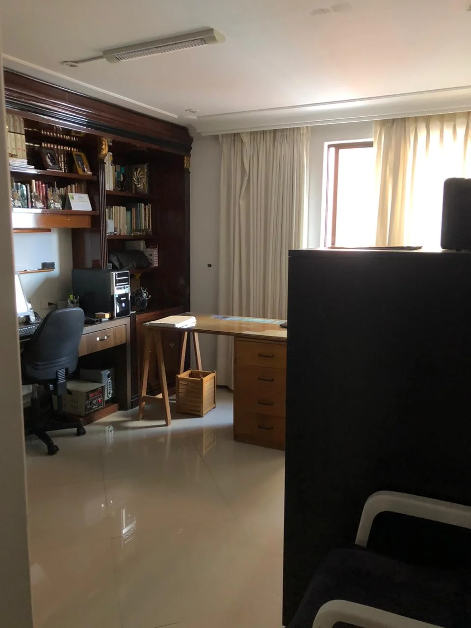 Luxury 4 Bedroom Apartment with Spectacular Views – 28125