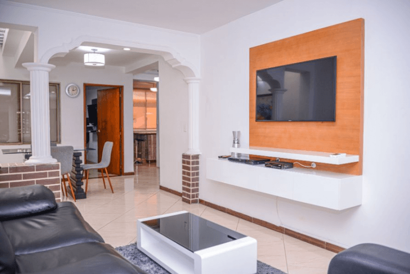 Modern 3-Bedroom Apartment for Sale Near Parque Lleras -19036