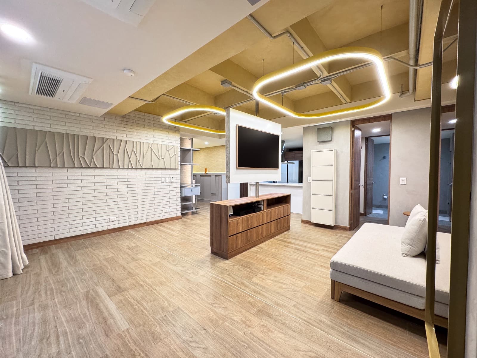 For Sale Stunning Modern Apartment - Ciudad del Rio -19003