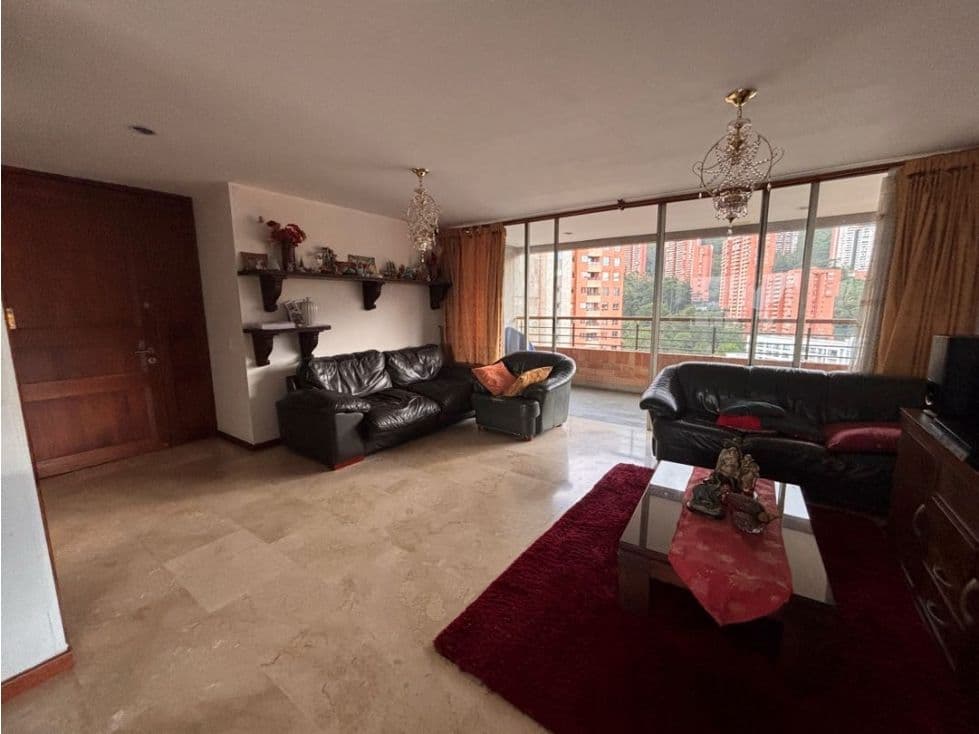 Apartment in Loma del Tesoro 2