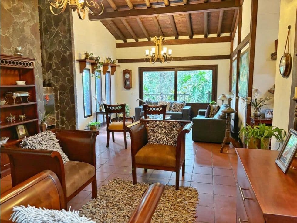 Countryside House in El Escobero for Sale