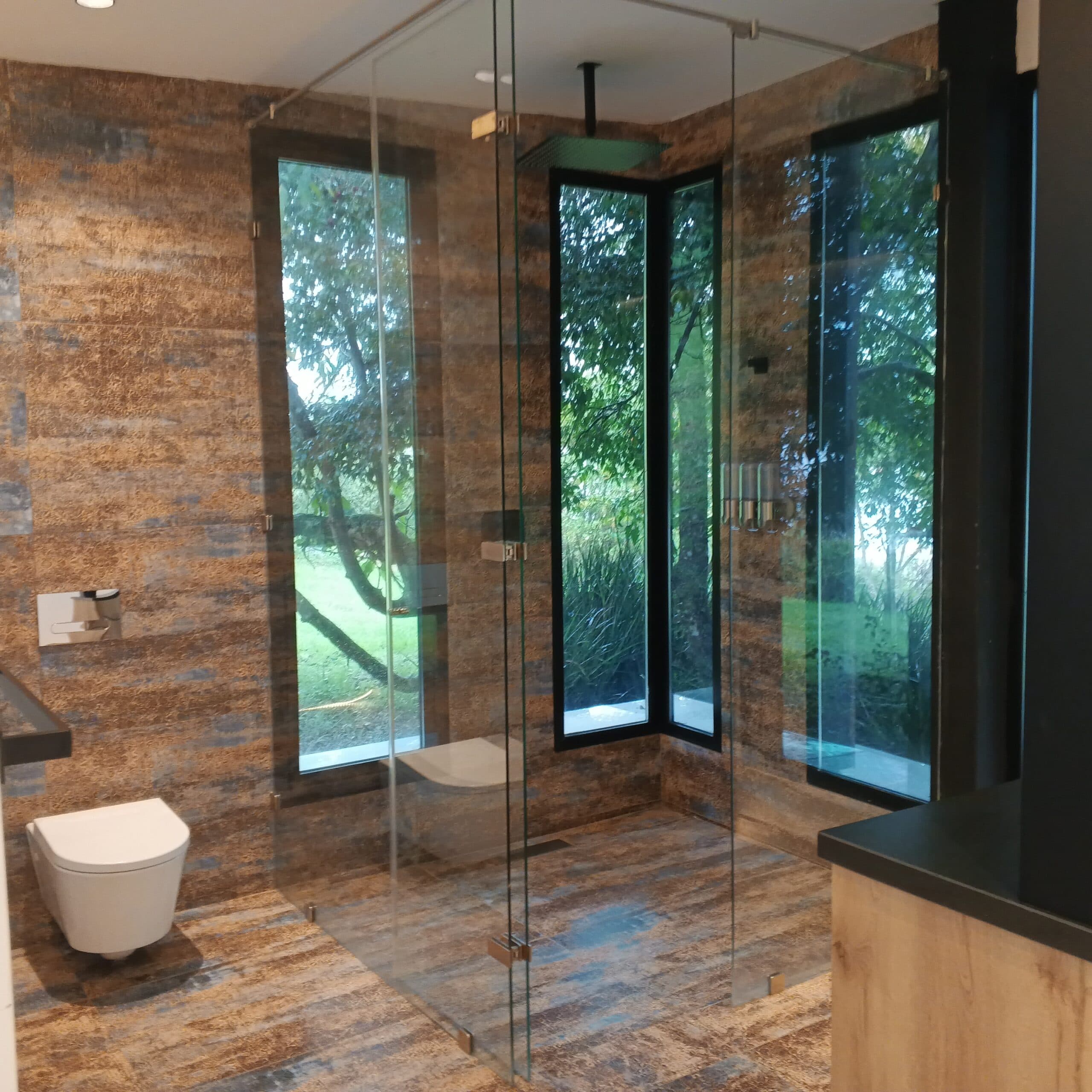 Luxury Real Estate Listing - 19032 3