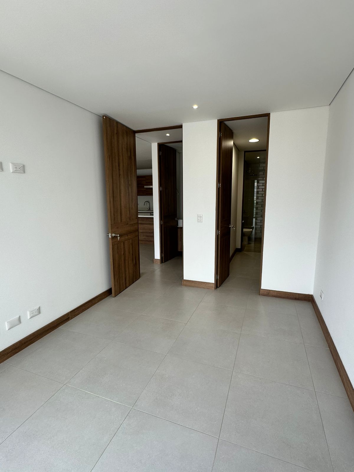 PHOTO-2026-04-02-08-32-33 (7)(1)